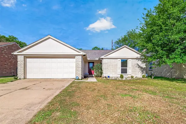 9507 Secretariat Drive, Houston, TX 77065