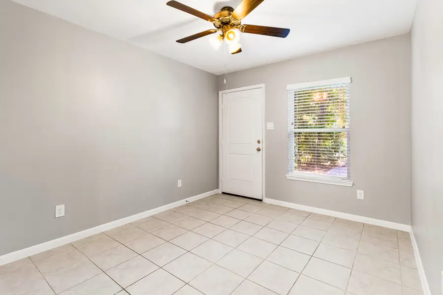 443 Mesquite, Livingston, TX 77351 - #3