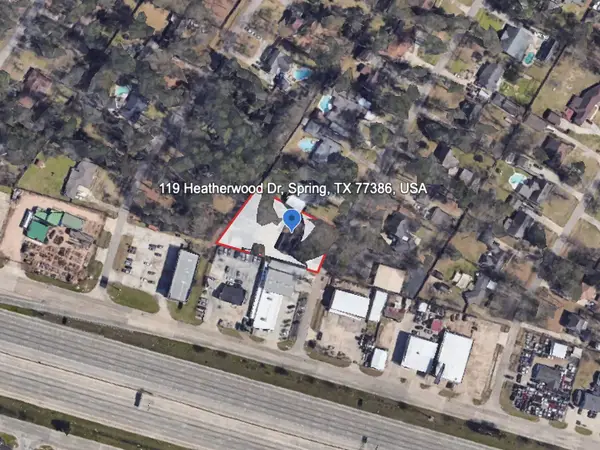 119 Heatherwood Drive, Spring, TX 77386
