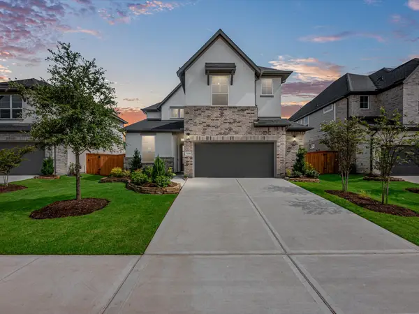 32158 Sky Branch Drive, Fulshear, TX 77441