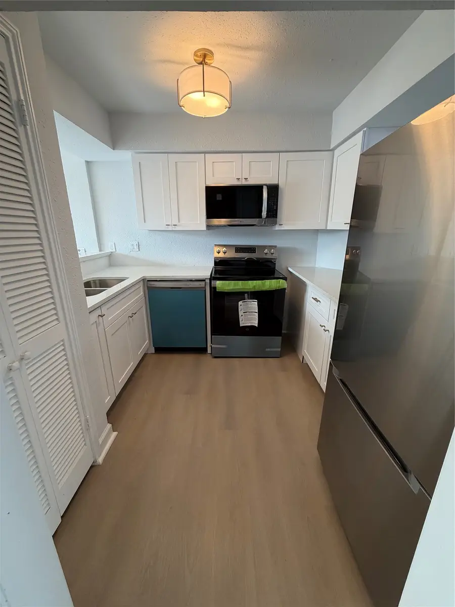 1913 Bittercreek Drive, Houston, TX 77042 - #3