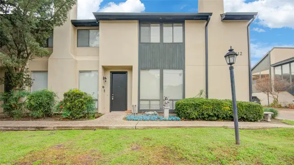 1112 Bering Drive #68, Houston, TX 77057