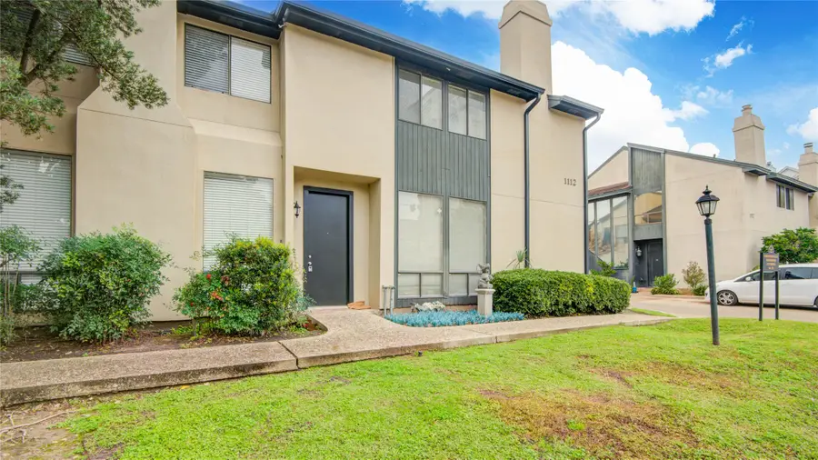 1112 Bering Drive #68, Houston, TX 77057 - Image #2