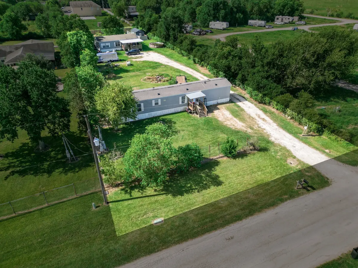 626 S Paloma Drive, Rosharon, TX 77583 - #1