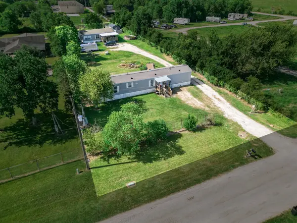 626 S Paloma Drive, Rosharon, TX 77583