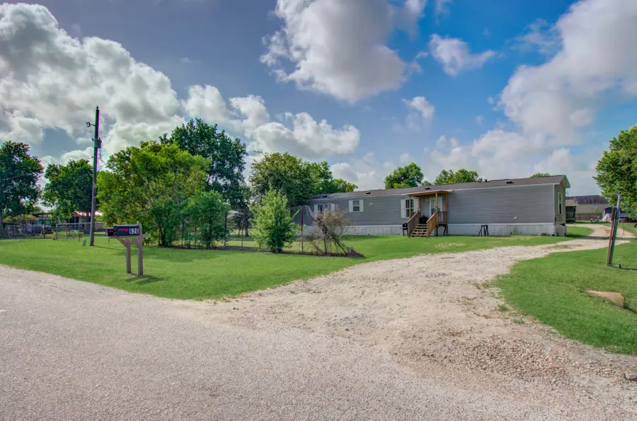 626 S Paloma Drive, Rosharon, TX 77583 - #3
