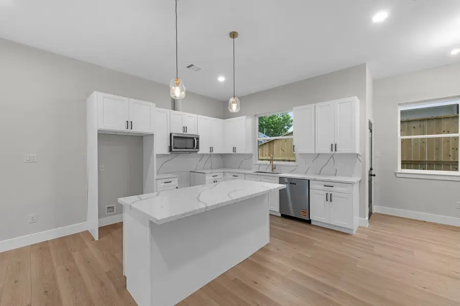 2347 Knoblock, Houston, TX 77023 - #3