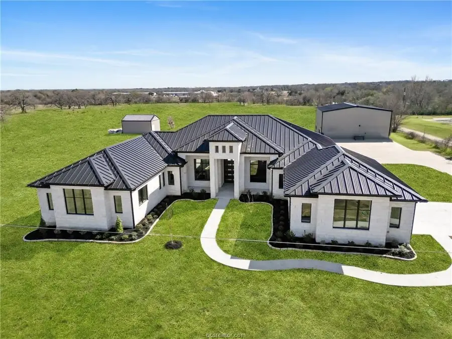 4558 Hicks Lane, Bryan, TX 77845 - #2