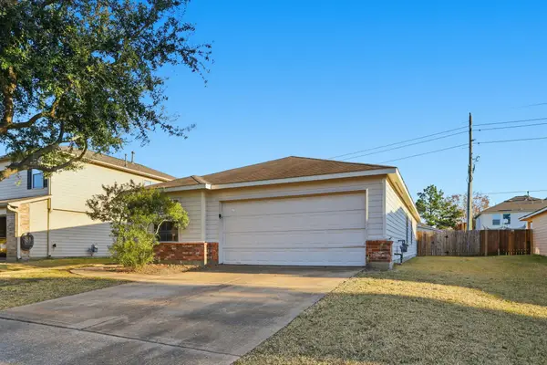 19207 Desert Moon Drive, Cypress, TX 77433