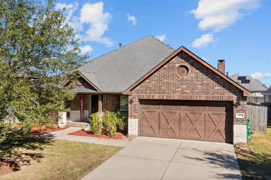 1529 Nacogdoches Valley Drive, League City, TX 77573 - Image #2