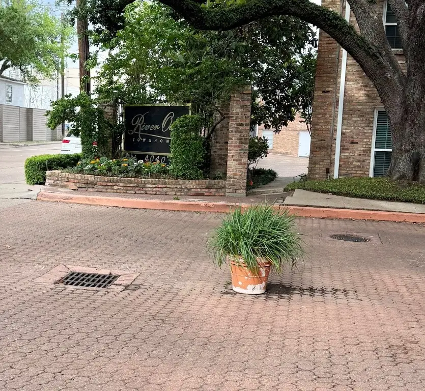 4040 San Felipe Street #104, Houston, TX 77027 - #2