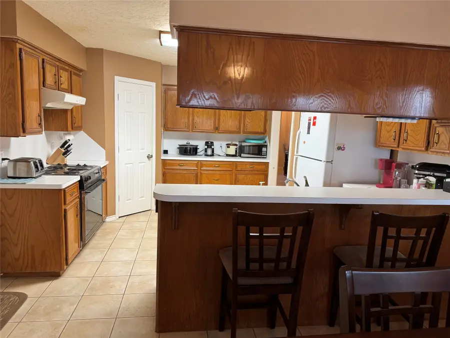 108 Meadow Drive, Bellville, TX 77418 - Image #3