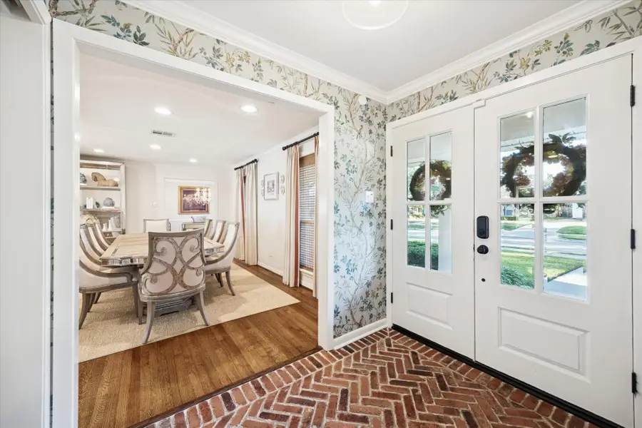 8007 Beverlyhill Street, Houston, TX 77063 - Image #3