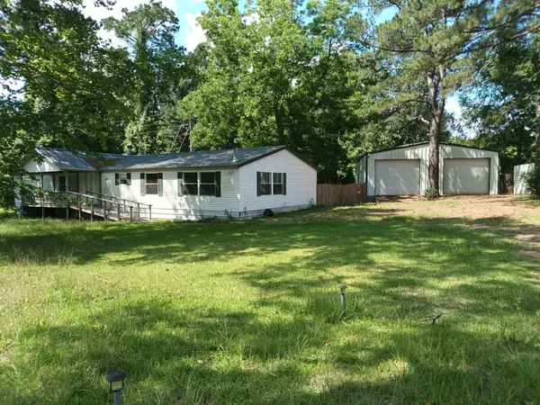 13283 Main Street, Chester, TX 75938