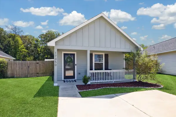 17050 Marie Village Drive, Conroe, TX 77306