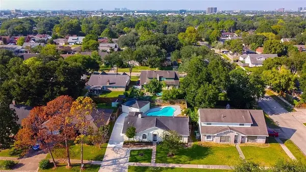 9306 Bankside Drive, Houston, TX 77031
