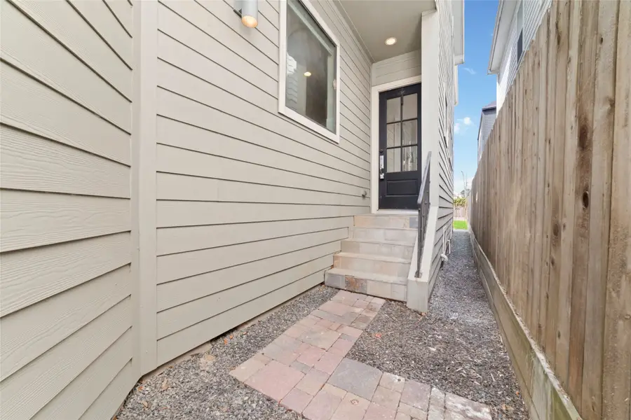 1917 W 15th Street #A, Houston, TX 77008 - #3