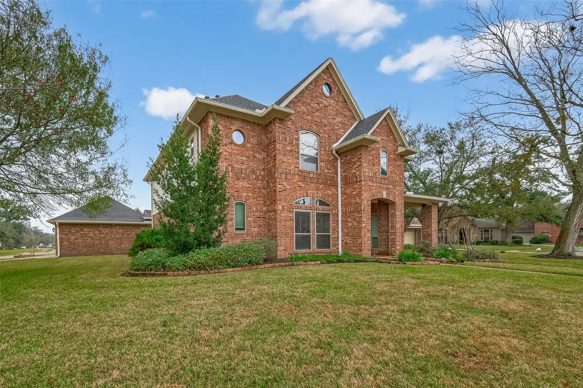 51 English Oak Court, Lake Jackson, TX 77566 - #1