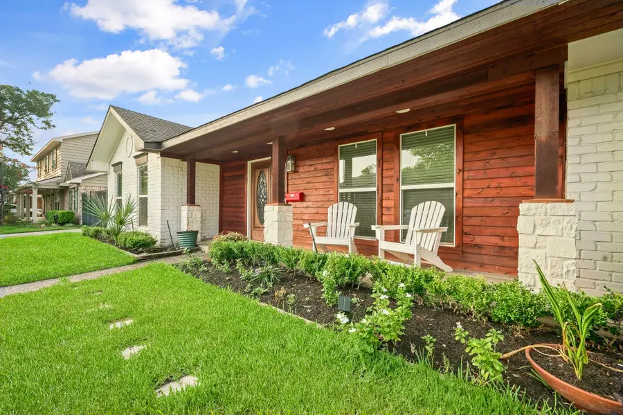 10703 Valley Forge Drive, Houston, TX 77042 - #2
