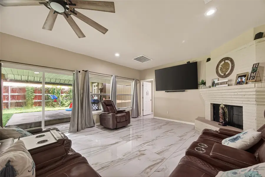 706 Heron Lane, Pasadena, TX 77502 - #3