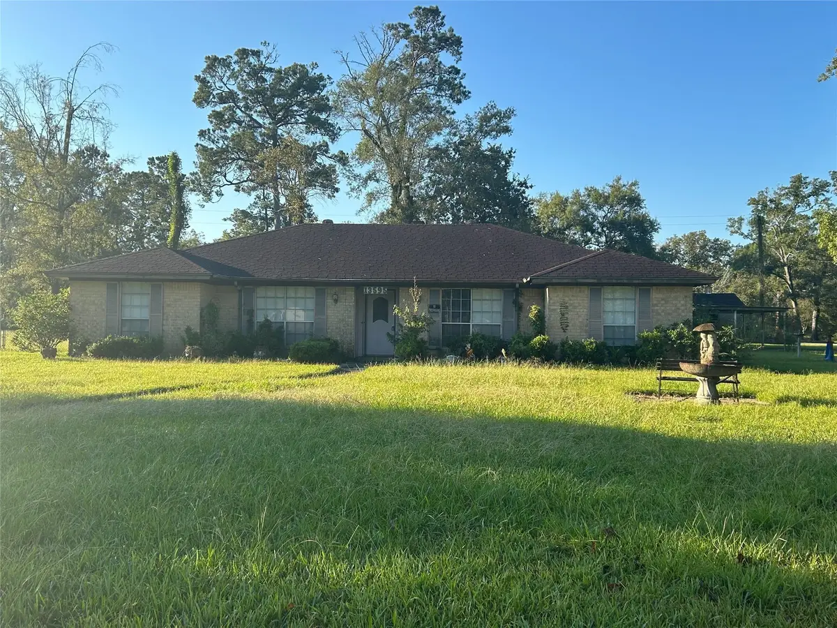 13595 Leaning Oaks Drive, Beaumont, TX 77713 - Image #1