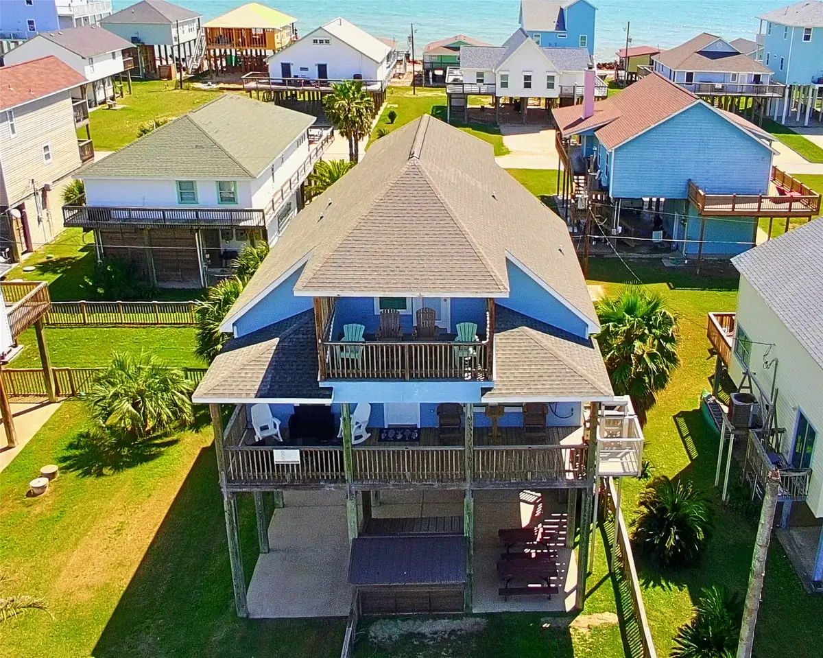 12930 Buccaneer Parkway, Freeport, TX 77541 - #1