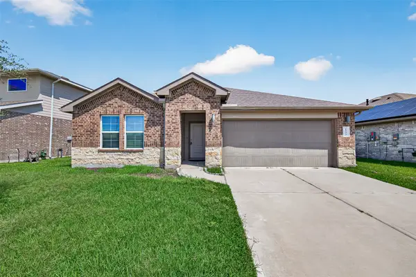8043 Black Forest Lane, Rosharon, TX 77583