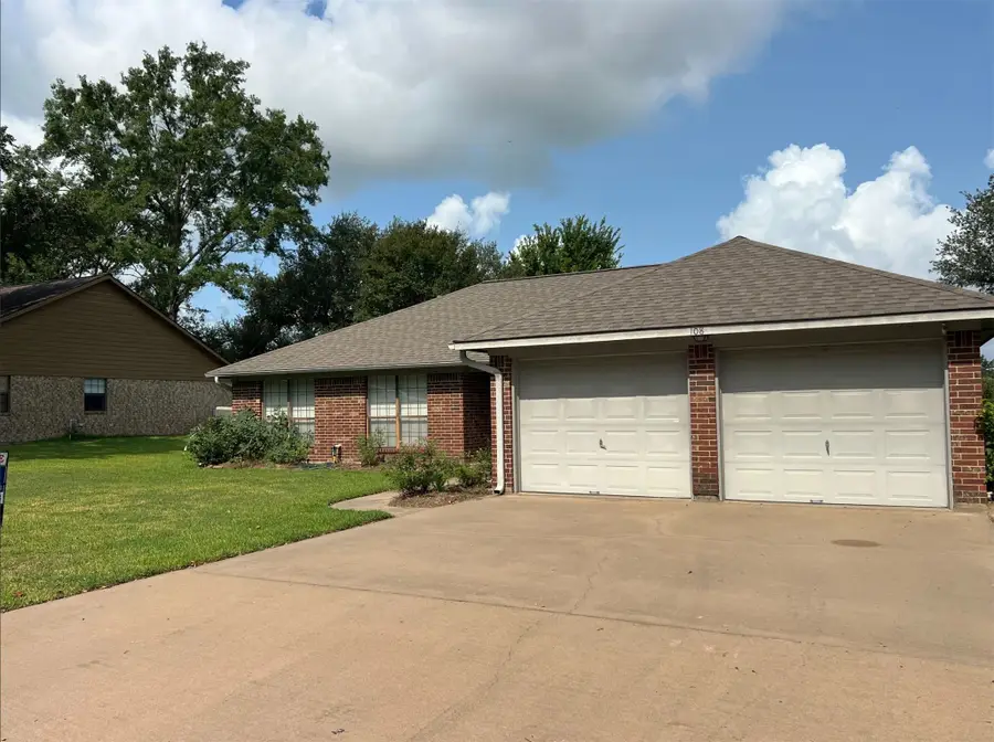 108 Douglas Drive, Bellville, TX 77418 - Image #2
