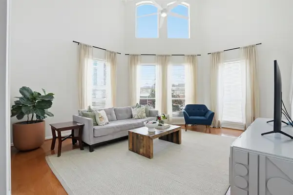 1250 W 18th Street, Houston, TX 77008