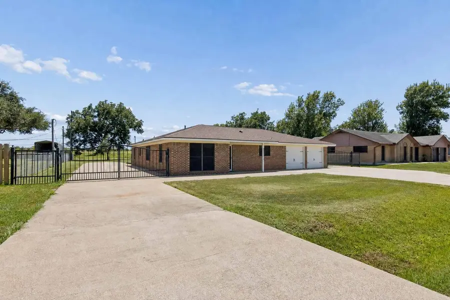 1534 Sterling Drive, Baytown, TX 77523 - #2