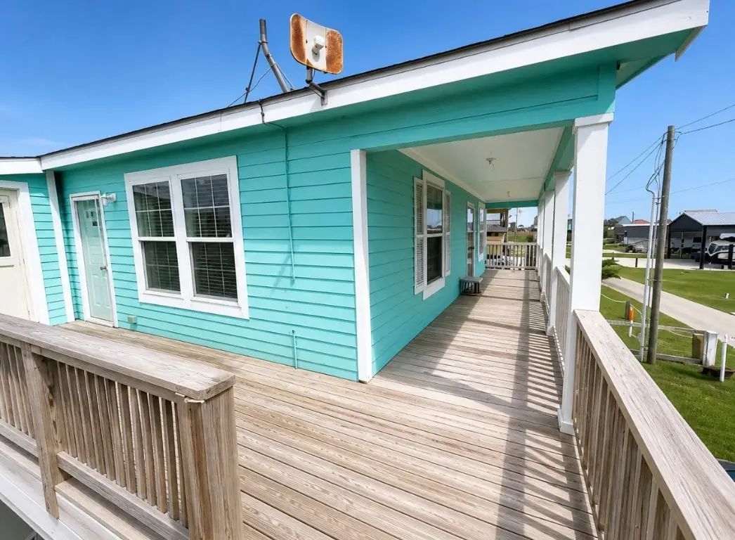 906 Moms Road, Port Bolivar, TX 77650 - #1
