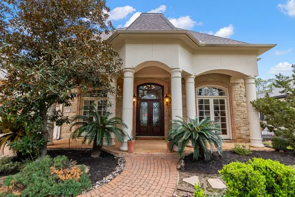 6 Harmony Links Place, The Woodlands, TX 77382