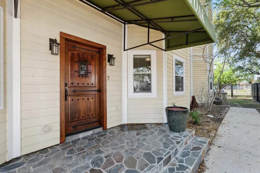 3201 White Oak Drive, Houston, TX 77007 - #3