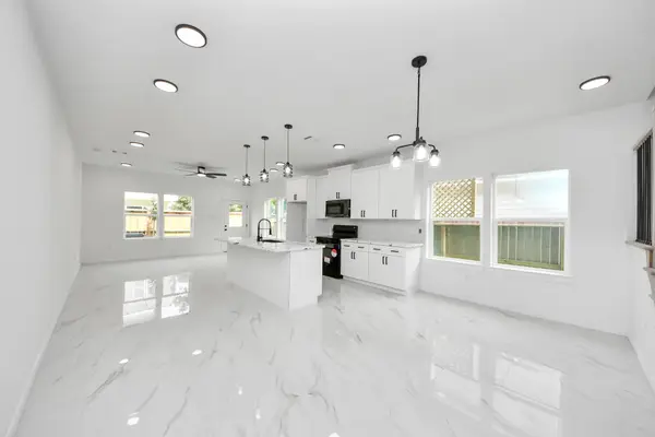 8023 Brandon Street, Houston, TX 77051