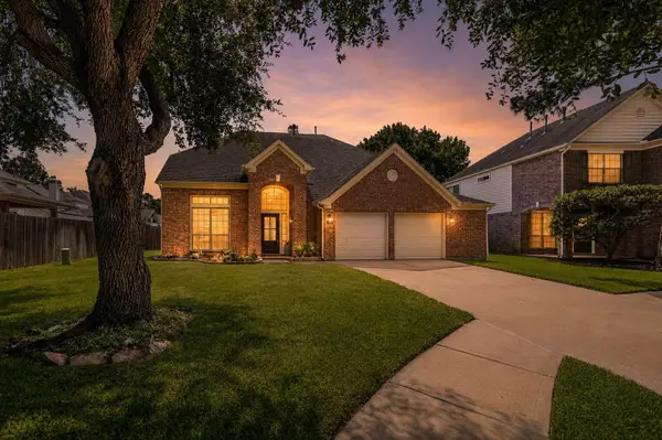 16210 Broken Timber Circle, Houston, TX 77095