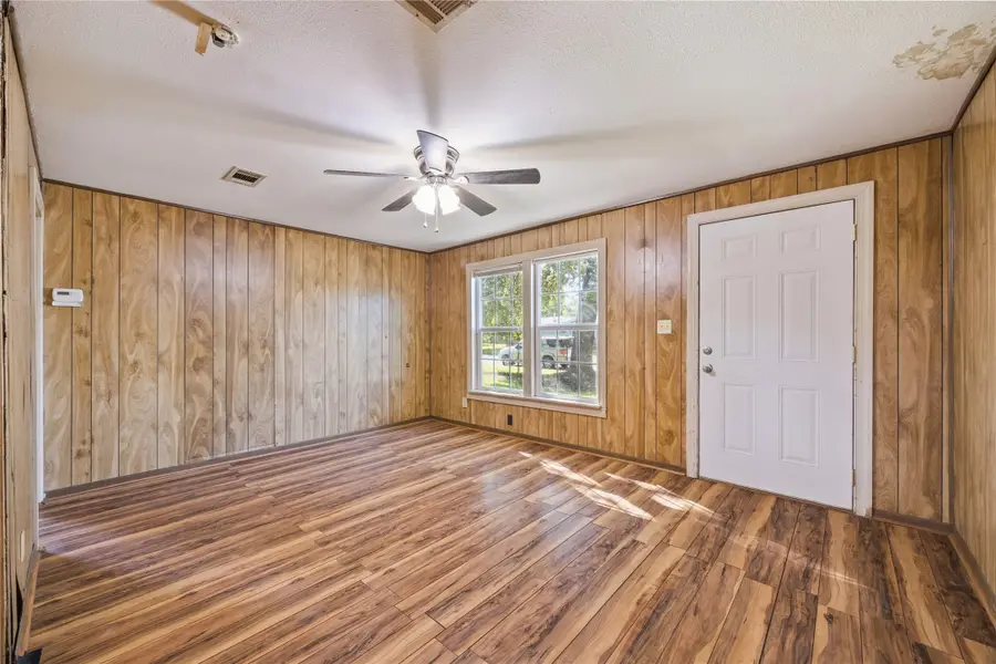 2412 28th Avenue N, Texas City, TX 77590 - #3