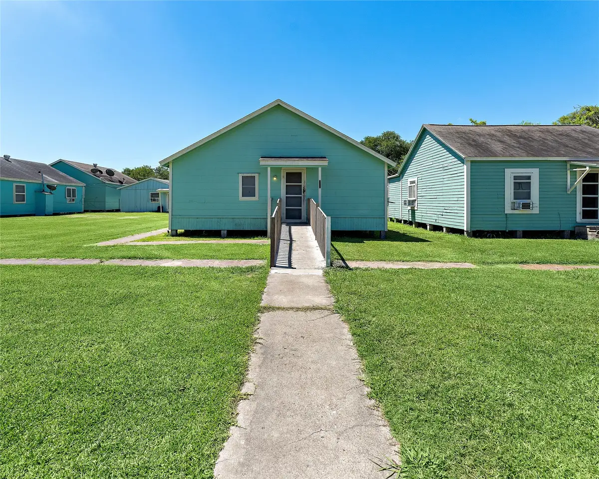 311 9th Street N, Texas City, TX 77590 - #1