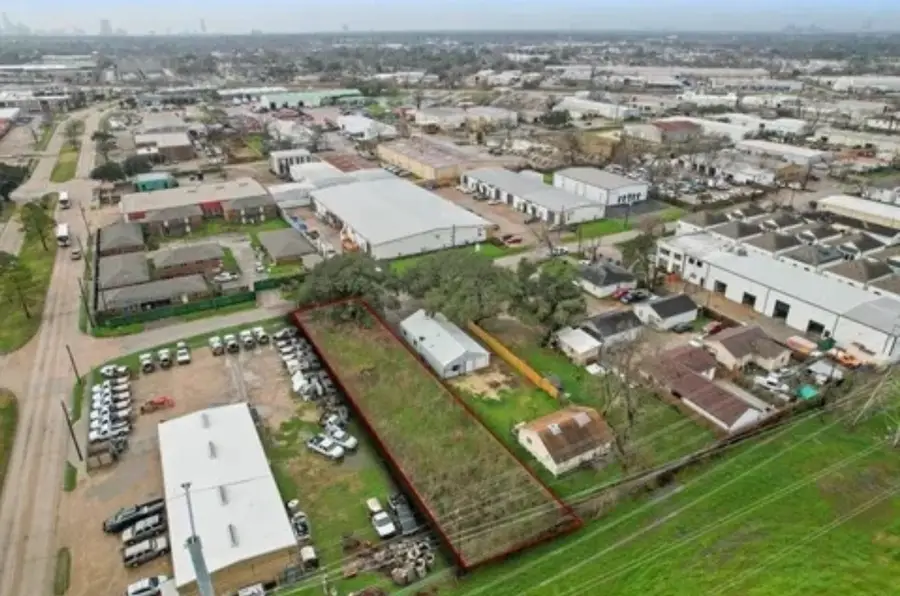 5714 Gardendale Drive, Houston, TX 77092 - Image #2