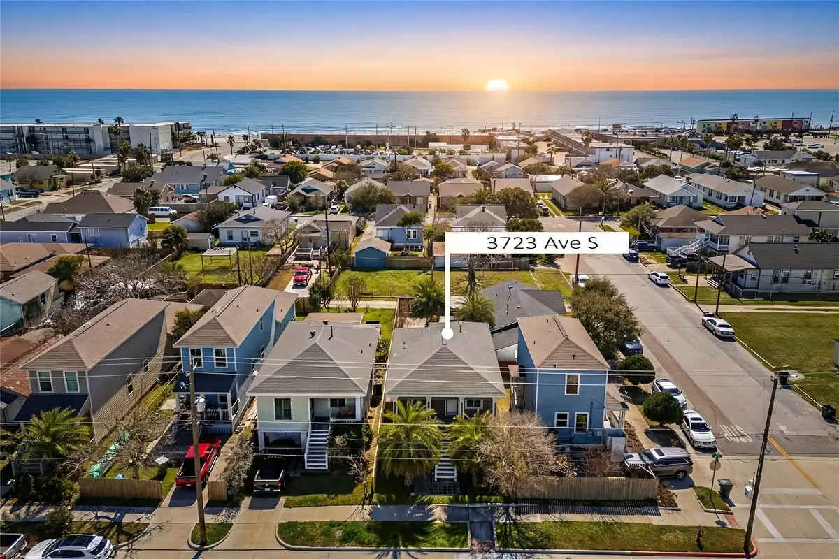 3723 Avenue S, Galveston, TX 77550 - #1