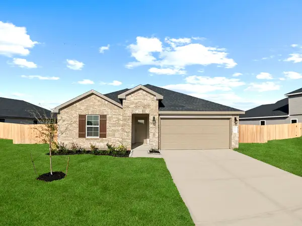 1703 Zander Court, Alvin, TX 77511