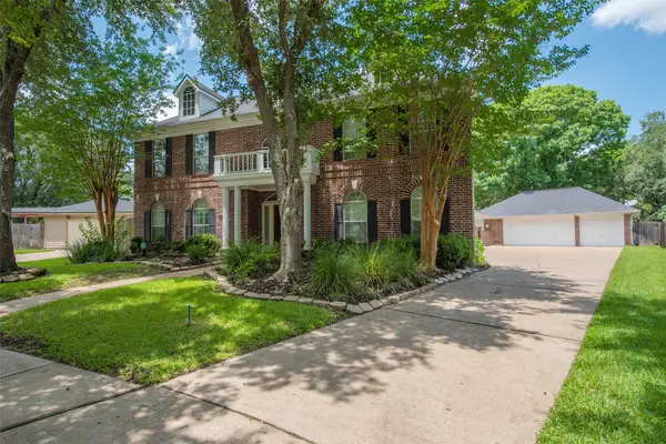 1303 Red Oak Court, Sugar Land, TX 77479