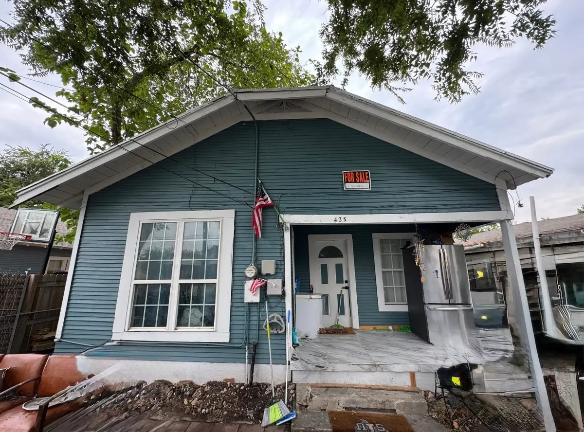 423 Gould Street, San Antonio, TX 78207 - Image #1