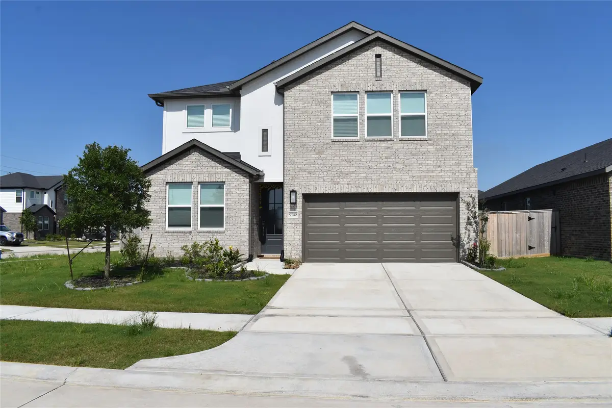 9742 Burlington Bristol Dr, Cypress, TX 77433 - #1