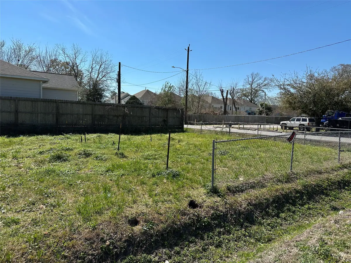 797 Davidson Street, Houston, TX 77091 - #1