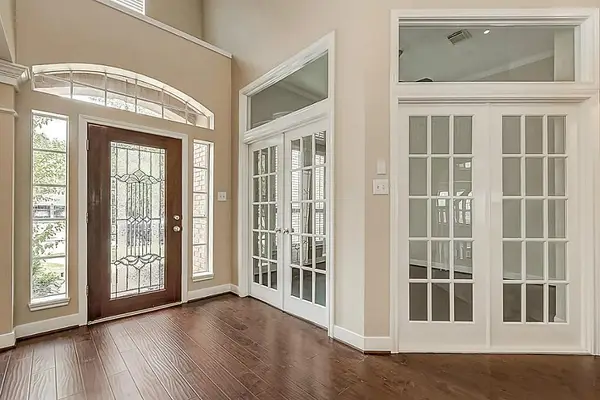 5715 Sapphire Vista Lane, Houston, TX 77041