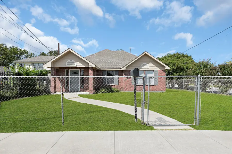 1602 Monroe Street, Houston, TX 77023 - #2