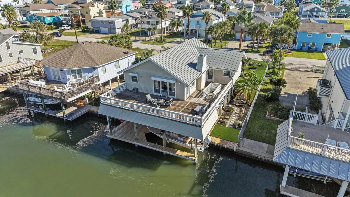 22202 Frio Drive, Galveston, TX 77554 - Image #1