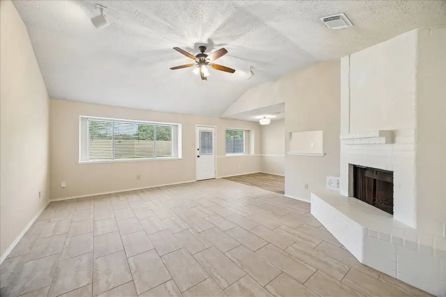 1113 Canyon Springs Drive, La Porte, TX 77571 - #3