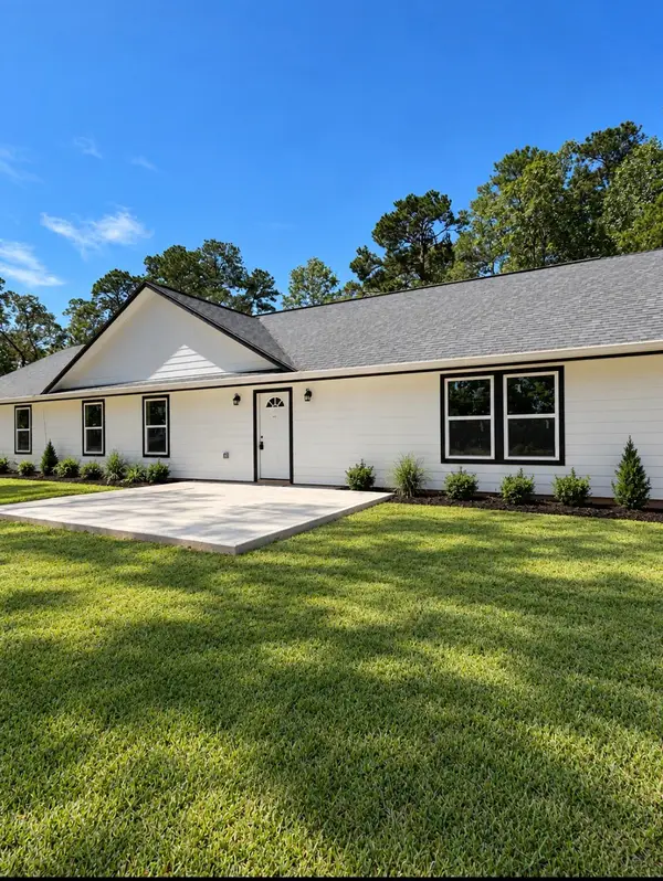 124 Deane Drive, Livingston, TX 77351