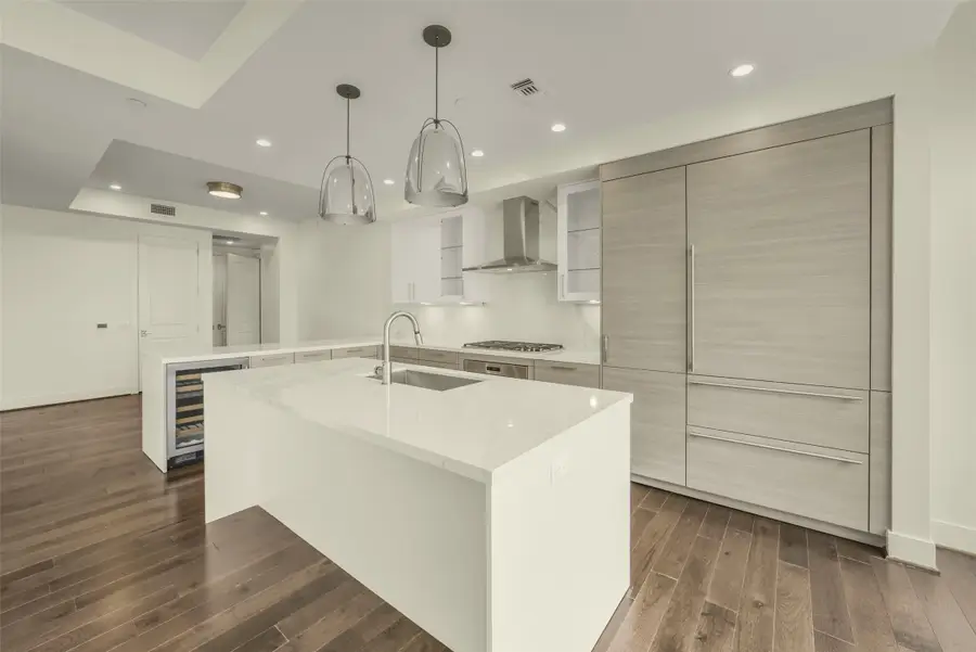 2047 Westcreek Lane #302, Houston, TX 77027 - #3